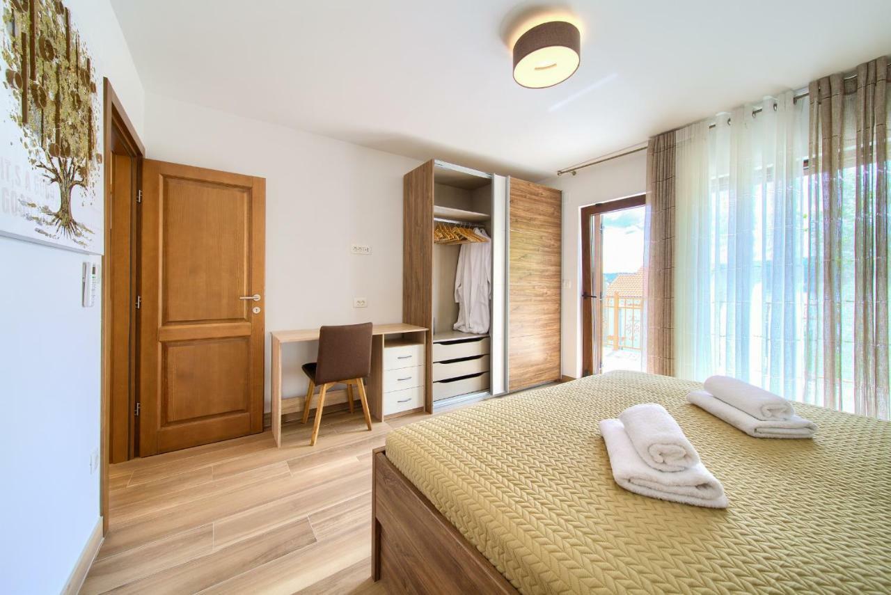 Villa Toic By The Seaside With Beautiful Seaview Čižići Esterno foto